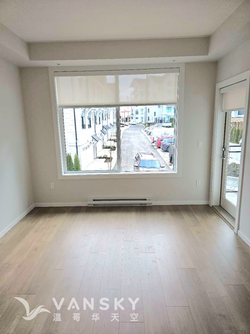 250907203632_Living Room.jpg